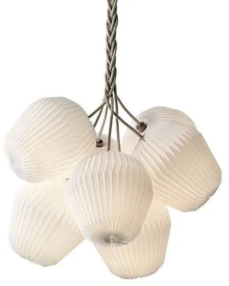 Le Klint THE BOUQUET XL Chandelier med 7 standardskärmar