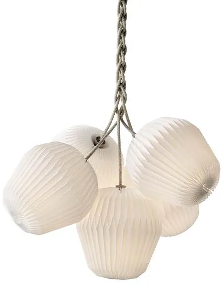 Le Klint THE BOUQUET XL Chandelier med 5 papperskärmar